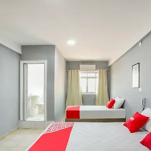 Oyo Boneville, 4* São Paulo